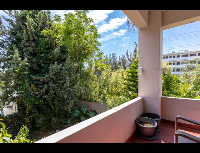 3 BEDROOM APARTMENT SOLD IN ROSEBANK